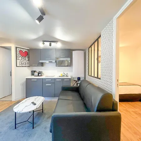 Urban Flat 150 - Pretty Flat In Center Of
